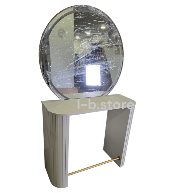 Lustro do sypialni z toaletka